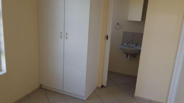 1 Bedroom Property for Sale in Sunset Glen Western Cape